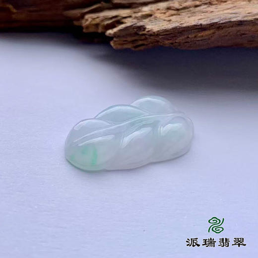 派瑞翡翠 翡翠挂件 糯种 飘翠 商品图4