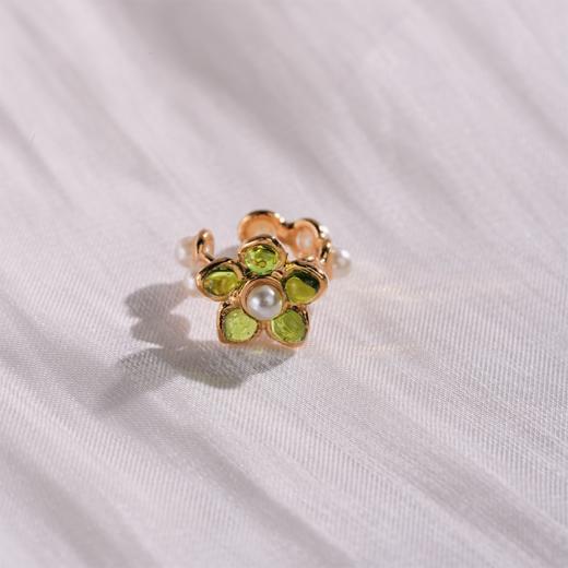 北京仓｜Gripoix Paris-Pearls and Flower-经典绿 花朵 琉璃 耳廓夹［法国设计师］ 商品图3
