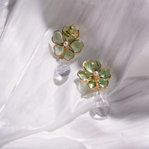 订购5个月到｜Gripoix Paris-Tropical Flower-light sea green 耳夹［法国设计师］ 商品图1
