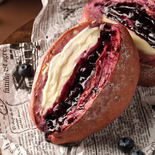 蓝莓乳酪软欧包 商品图0