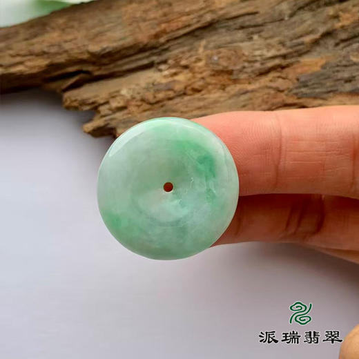 派瑞翡翠 翡翠挂件 糯种 飘翠 商品图3