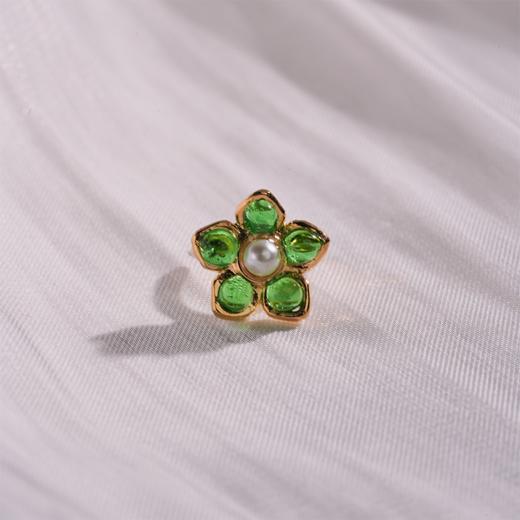 北京仓｜Gripoix Paris-Flower-透芽绿色 花朵 琉璃 耳廓夹［法国设计师］ 商品图1