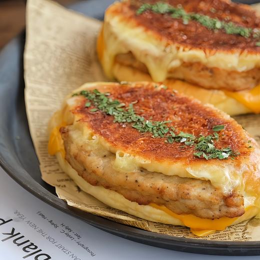 【提前预定】碳烧猪扒包【咸香】 商品图0