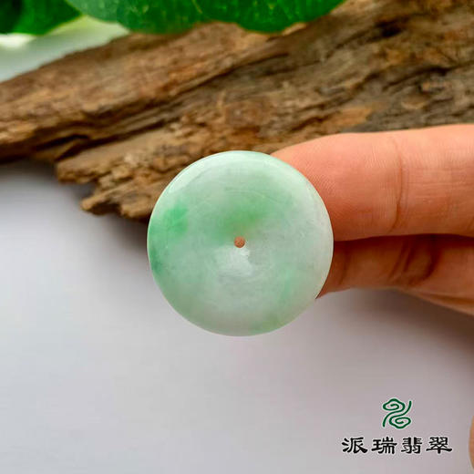 派瑞翡翠 翡翠挂件 糯种 飘翠 商品图1