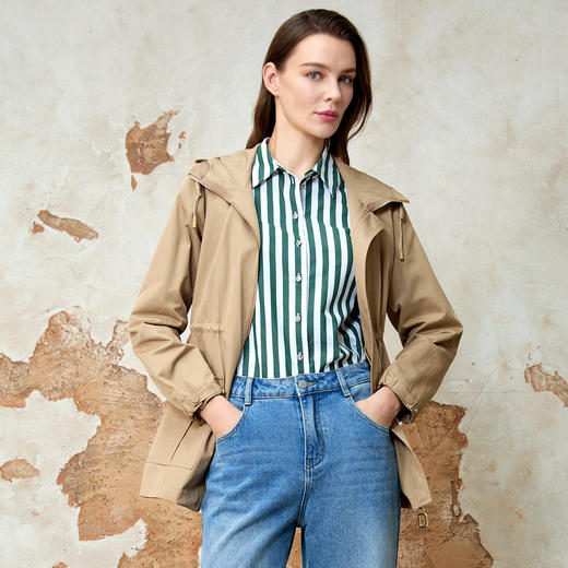 EITIE爱特爱简约通勤百搭抽绳收腰显瘦风衣外套春季新款8104801 商品图3