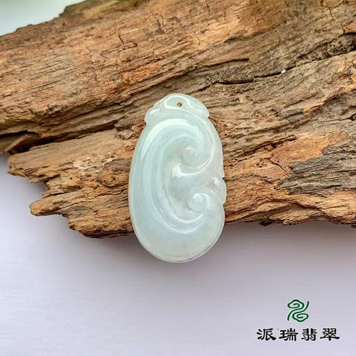 派瑞翡翠 翡翠挂件 糯种 浅绿 商品图1