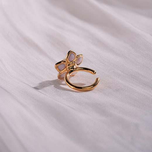 北京仓｜Gripoix Paris-Flower-凝白 花朵 琉璃 耳廓夹［法国设计师］ 商品图2