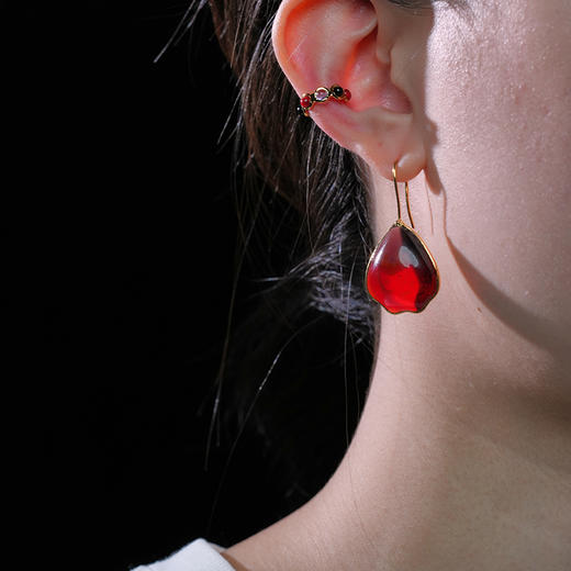 北京仓｜Gripoix Paris-Pop Glamour-经典红 花瓣 琉璃 耳环［法国设计师］ 商品图2