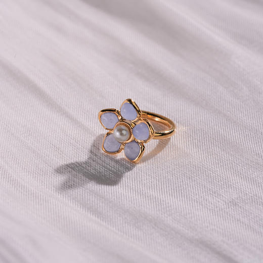 北京仓｜Gripoix Paris-Flower-嘟嘟蓝 花朵 琉璃 耳廓夹［法国设计师］ 商品图2