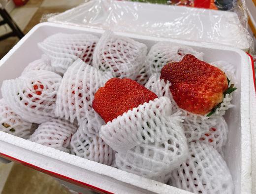 老马岗奶霸草莓一箱 商品图2