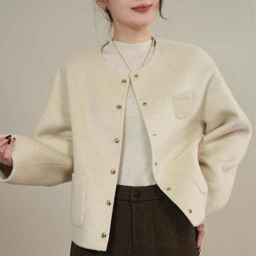 【特价不退不换】良木礼山羊绒短外套（D2511101） 商品图1