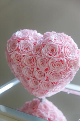 你是我的唯一悬浮心永生花礼盒粉色款