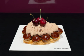 开心果樱桃巧克力圣多诺（预订）