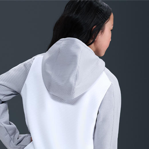 Nike Therma-FIT 大童加绒上衣 HV0197 商品图3