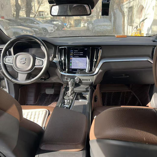 沃尔沃 S60 T4 智逸豪华版【长租-北京】 商品图4