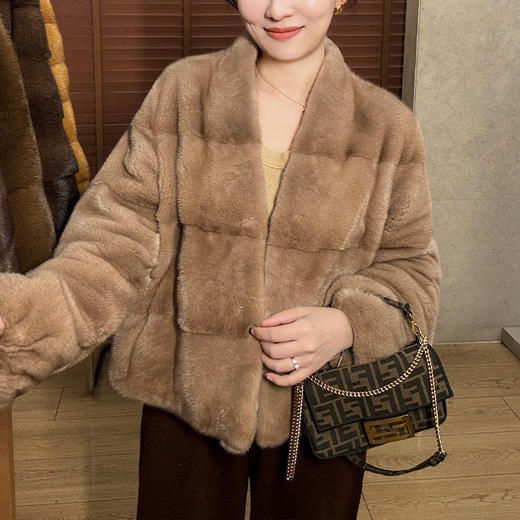 【预售7天】良木礼水貂外套(3452F) 商品图7