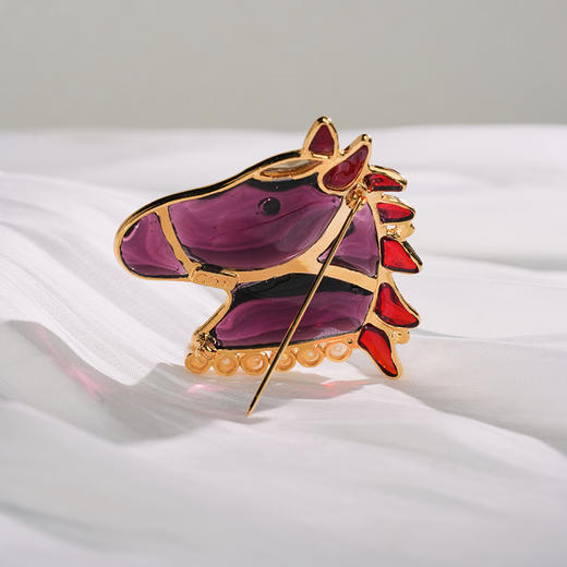 北京仓｜Gripoix Paris-blood horse with-大红大紫 紫渊 小萌马 胸针［法国设计师］ 商品图2