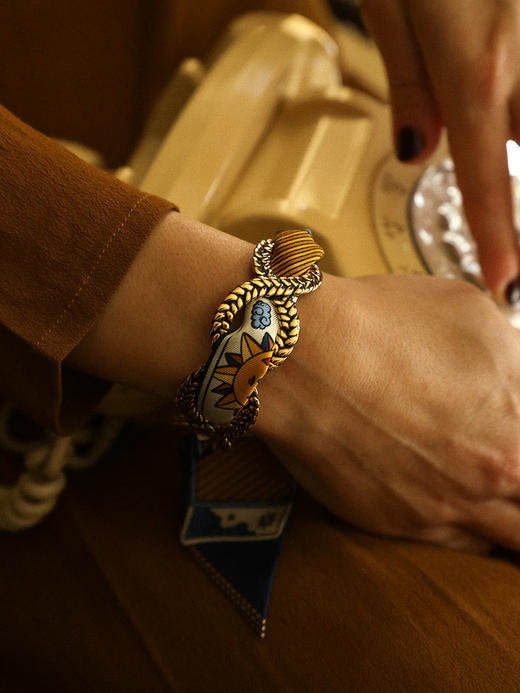 订购14周到｜AN-NEE-TRESSE-深蓝色 塔罗 复古金色 4cm 丝巾手镯［法国设计师］ 商品图0