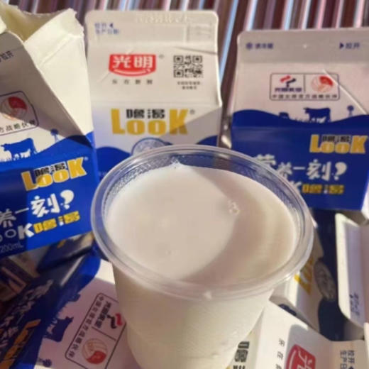 光明酸奶1箱（36瓶送6瓶） 商品图1