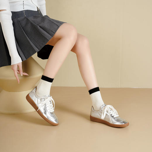 Westory2025年秋季轻薄德训鞋金属色软底软面运动鞋S25CM76391（现货即发） 商品图6