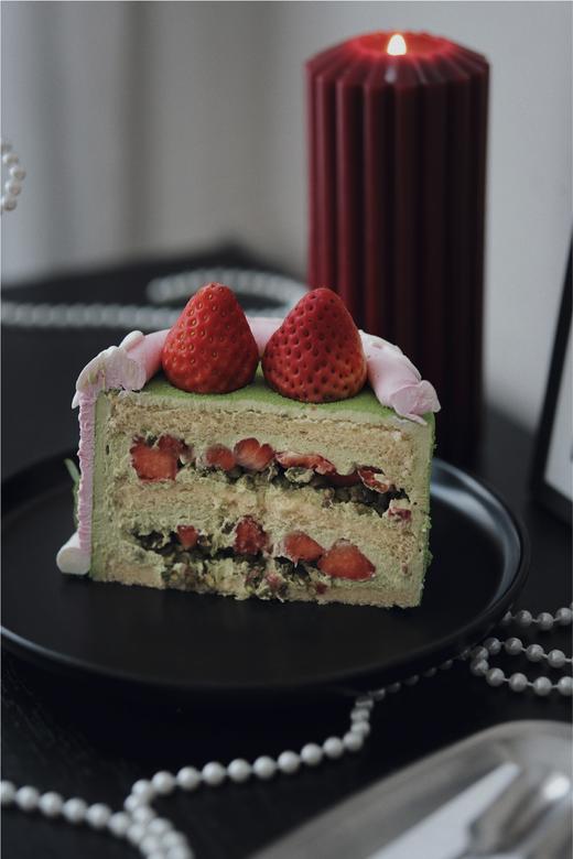 开心果草莓蛋糕 商品图2