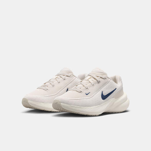 Nike Uplift SC 大童运动鞋 IF1749 商品图4