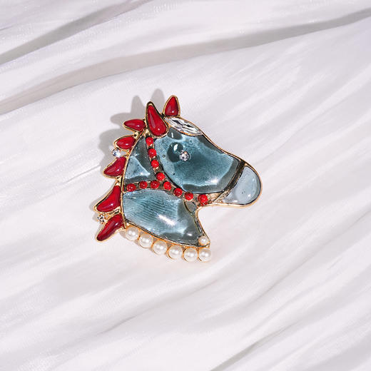 订购4个月到｜Gripoix Paris-royal horse-一匹黑马 墨青 小萌马 胸针［法国设计师］ 商品图2