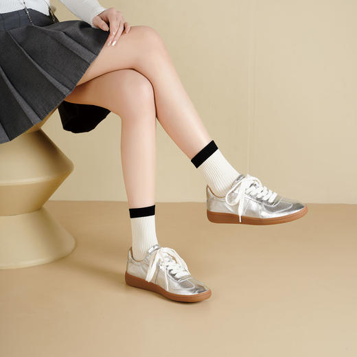 Westory2025年秋季轻薄德训鞋金属色软底软面运动鞋S25CM76391（现货即发） 商品图3