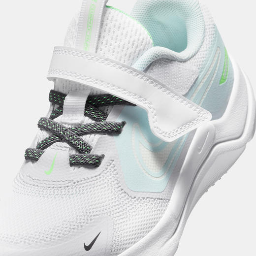 Nike Cosmic Runner 幼童运动鞋 IM6705 商品图6