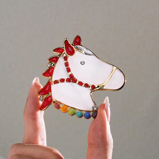 北京仓｜Gripoix Paris-rainbow Horse-白马王子 白色 小萌马 胸针［法国设计师］ 商品图2