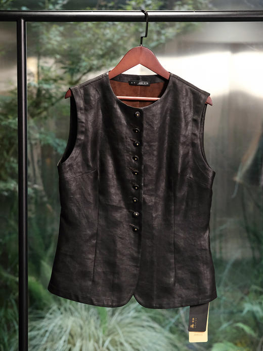 盛唐婧 | 本色行云重磅真丝香云纱对襟马甲 商品图5