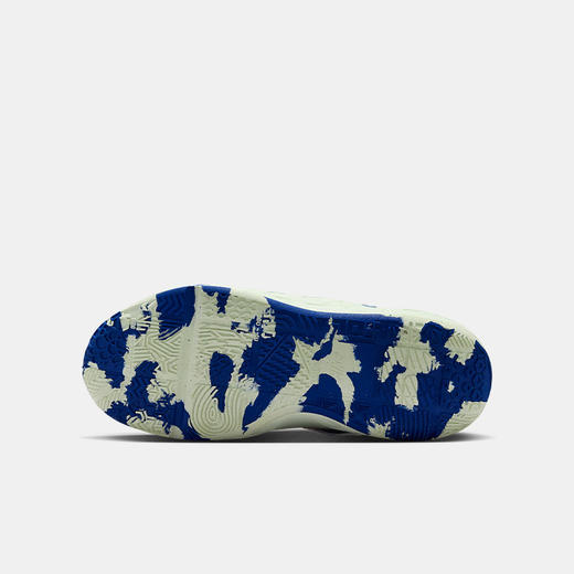 Nike Team Hustle D 12 大童篮球鞋 IQ0815 商品图1