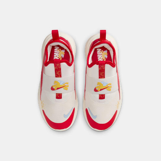 Nike Flex Runner 4 马年限定脱缰系列新年款幼童一脚蹬运动鞋 IQ1142 商品图3