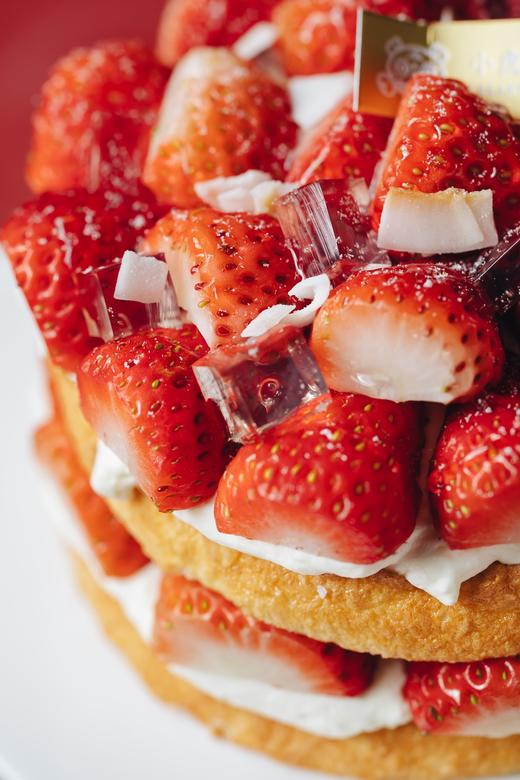 香缇椰子草莓蛋糕 商品图6