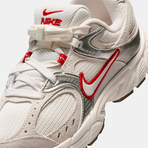 Nike V5 RNR 马年限定脱缰系列新年款大童运动鞋 IQ9794 商品图6