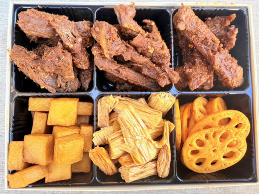 【荤素六拼】鸭脖+鸭翅+鸭锁骨+腐竹+莲藕+鱼豆腐 商品图3