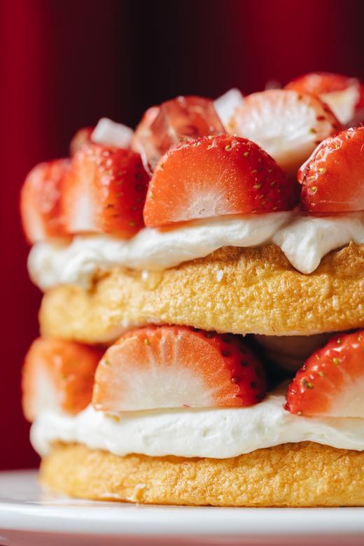 香缇椰子草莓蛋糕 商品图5