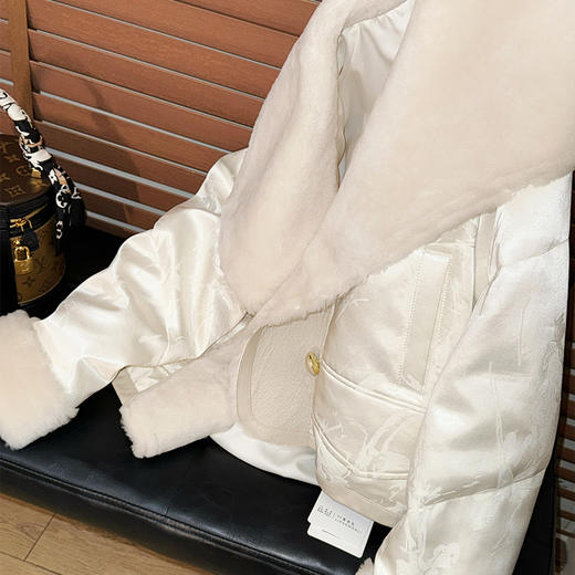 【特价不退换】【预售7天】良木礼皮毛一体鹅绒服（3206F） 商品图3