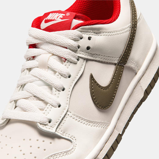 Nike Dunk Low 马年限定脱缰系列新年款大童运动鞋 IQ9793 商品图6