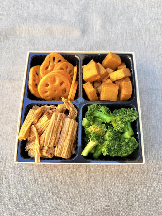 【素菜四拼】莲藕+鱼豆腐+西蓝花+腐竹 商品图0