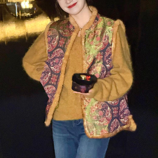 【不退不换】【预售7天】良木礼骆驼绒国风马甲（3319） 商品图7