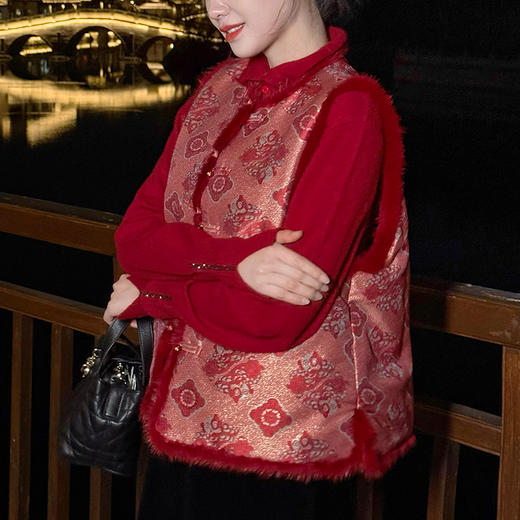 【不退不换】【预售7天】良木礼水貂毛国风马甲（3318） 商品图5