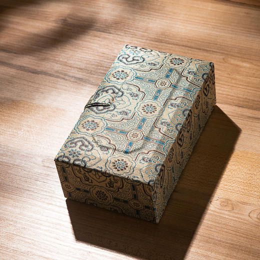 寿山石老料手雕“刘海戏金蟾”方章 商品图1