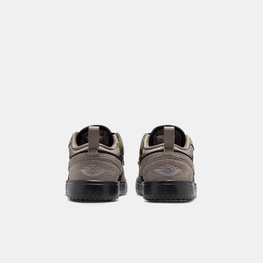 Jordan 1 Low Alt SE 幼童运动鞋 IQ8630 商品图5