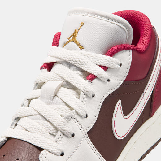 Air Jordan 1 Low SE 新年系列大童运动鞋 IR7600 商品图6