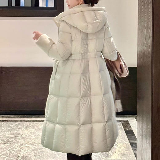 【特价不退换】【预售7天】良木礼鹅绒服（D258312） 商品图4