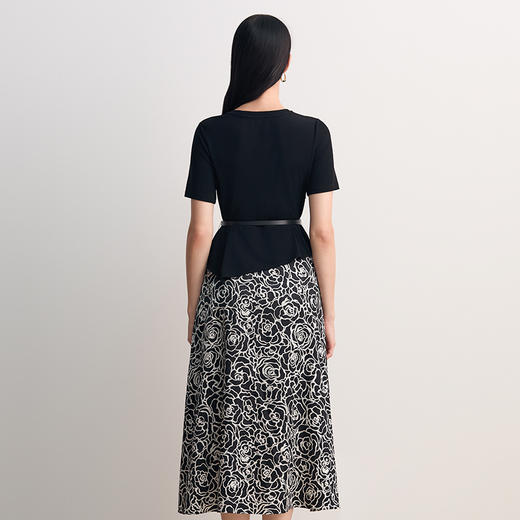 EITIE爱特爱拼接假两件圆领修身显瘦通勤连衣裙2026春新款8507207 商品图3