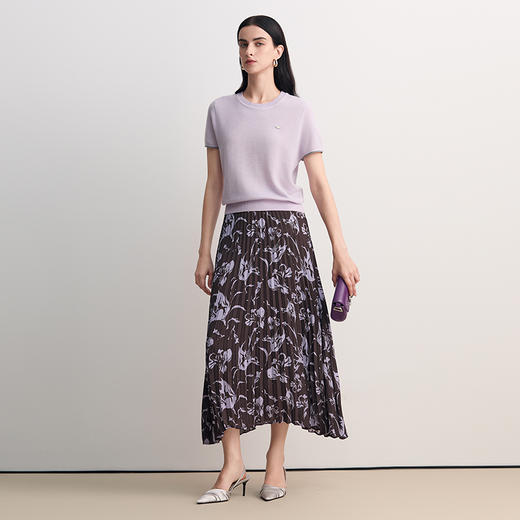 EITIE爱特爱优雅显瘦通勤紫色印花百褶A字半身裙2026春季新款8506205 商品图1