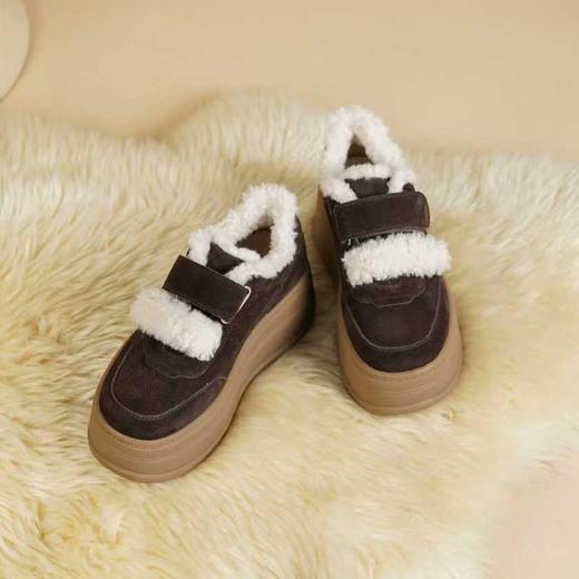 【牛剖层】西村名物2025年冬季新款舒适厚底防滑毛绒内里保暖毛毛鞋X26AM17691 商品图3