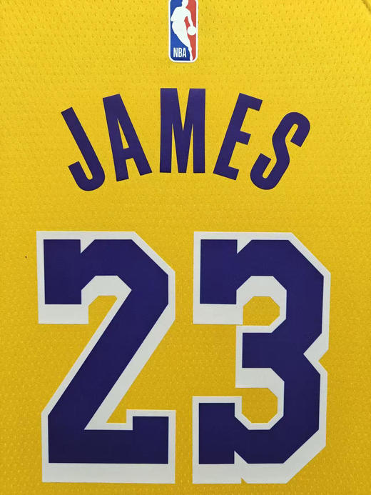 收藏系列 勒布朗詹姆斯 湖人队黄色23号 球衣装饰画（非亲签） 商品图2